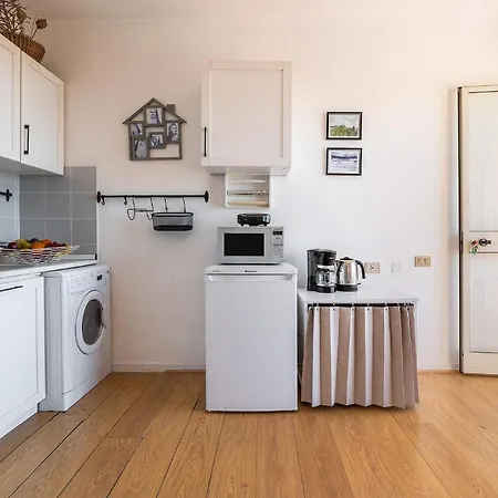 1 Bedroom Cozy Apartment In Badesi *
