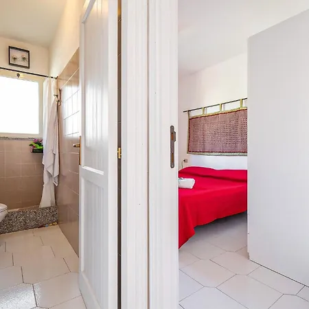1 Bedroom Cozy In *
